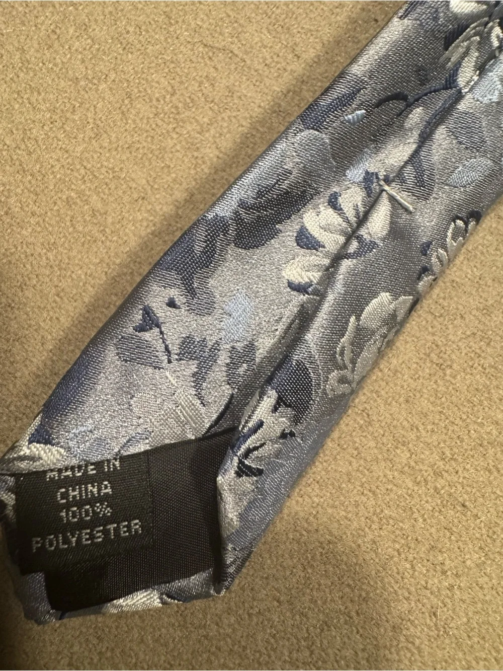 BespokeFit Silver and Light Blue Floral Men's Tie - Picture 3 of 4